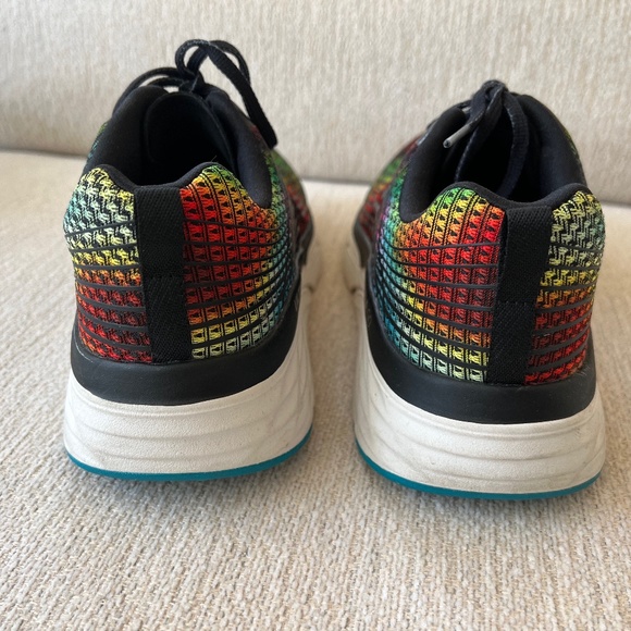 Skechers Max Cushioning Sneakers Size 10 - Picture 7 of 11